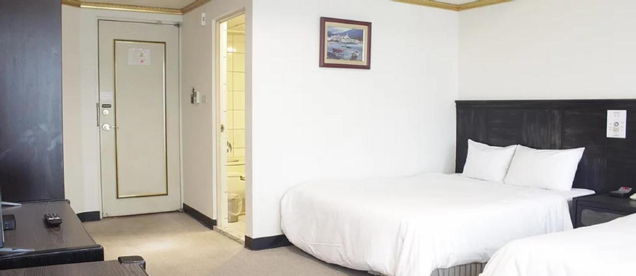Hotel Avenue Hsinchu City Eksteriør billede